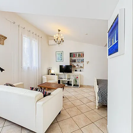 Dolce - Wifi, Ac, 2pers Appartement